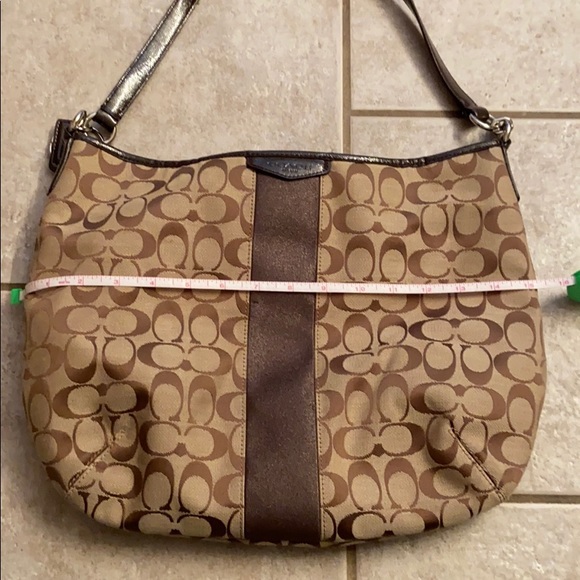 Coach brand purse - Picture 9 of 15